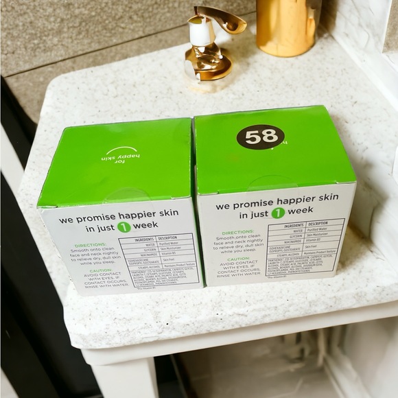 Good Skin Dermatologist Tested Night Cream & Facial Moisturizer With Sunscreen - Picture 2 of 3